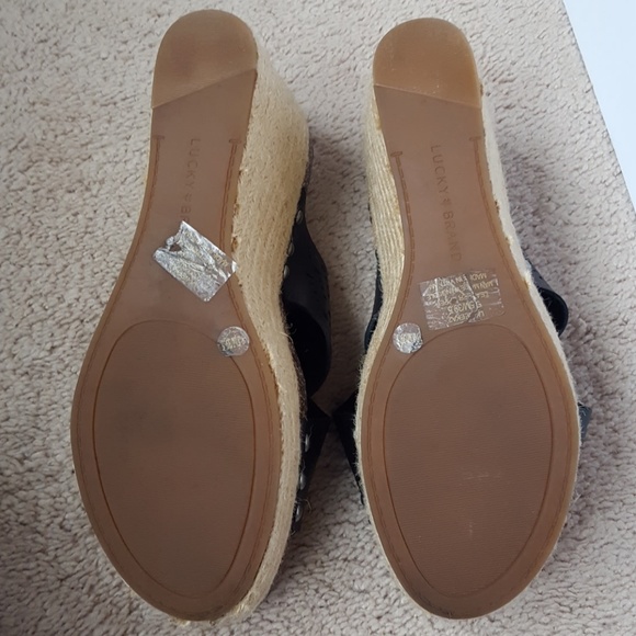 Lucky Brand leather wedge sandals size 9.5M - Picture 7 of 8